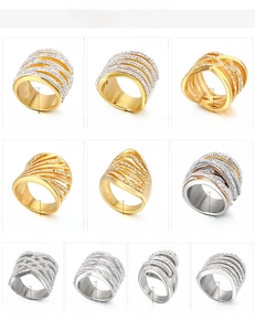 Detailed size guide table showing weight and width for stainless steel rhinestone rings