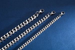 Detailed comparison of three different widths of polished silver stainless steel cuban link chains