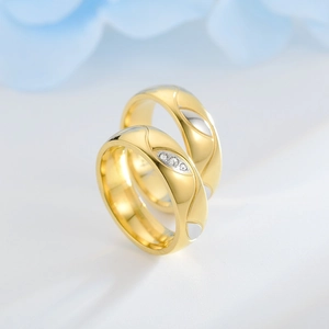 18K gold plated titanium couple rings with two-tone design and zircon inlay for lovers
