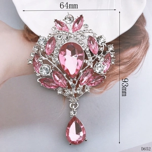 Detailed dimensions of pink crystal flower pendant with silver base for DIY jewelry