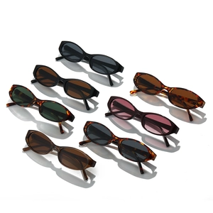 Chic oval UV400 sunglasses for women in assorted colorful frames and tinted lenses