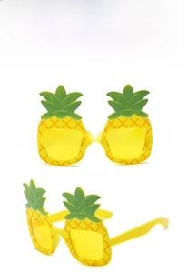 Detail von lustiger gelber Ananas Partybrille mit grünem Blattkronen-Design