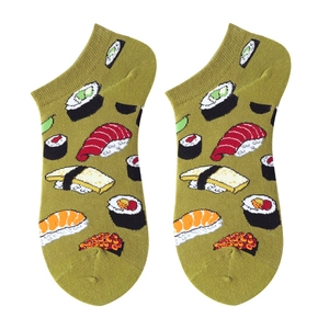 Senfgrüne Füßlinge für Damen und Herren mit bunten Sushi- und Nigiri-Strickmustern