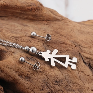 Parure de bijoux en acier inoxydable avec collier pendentif fille et boucles d'oreilles
