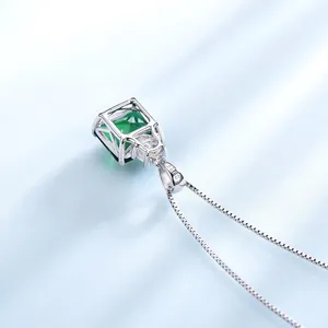 Vintage S925 sterling silver necklace featuring a square cut emerald green pendant