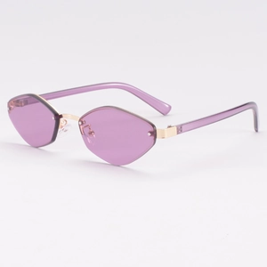 Occhiali da sole poligonali senza montatura con lenti viola e cornice in metallo dorato