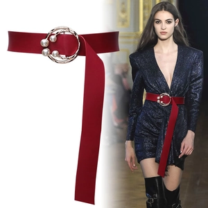 Ceinture large rouge élégante pour femme avec boucle dorée en perles pour robes