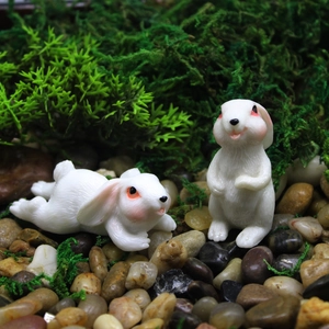 Cute white resin rabbit figurines for succulent micro-landscapes and garden decor