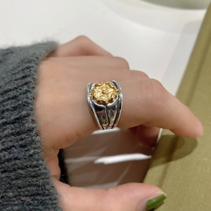 Bague vintage en argent sterling 925 avec relief de fleur dorée en 3D