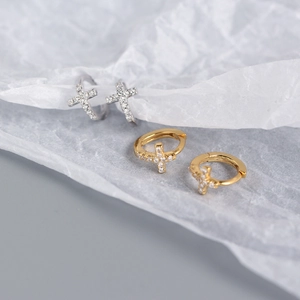 Elegant S925 silver cross hoop earrings with cubic zirconia in gold and silver finish