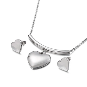 Stainless Steel Heart Jewelry Set For Women Minimalist 3D Heart Pendant Necklace Matching Heart Stud Earrings Fashion Gift Jewelry