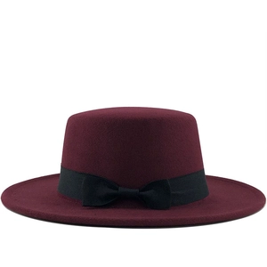 Chapeau canotier élégant en laine bordeaux avec ruban noir à nœud pour automne et hiver