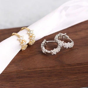 Luxurious S925 silver star hoop earrings with sparkling crystals in gold and silver finish