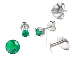 Détails des boucles d'oreilles en argent S925 avec émeraude et fermoir papillon