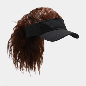 Visière Avec Perruque Détachable Longs Cheveux Bouclés Pour Femmes Réglable Nouveauté Sport Fête Chapeau De Cheveux
