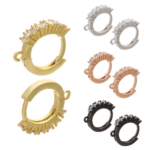Quadratische Zirkonia-Ohrringe im Set in Gold, Silber, Roségold und Schwarz poliert