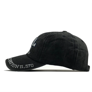 Washed black vintage baseball cap with 1962 embroidery and curved elevation brim