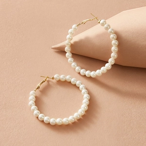 Elegant Large Hoop Earrings With Artificial Pearl And Stainless Steel Earring Post Retro Geometric Round Jewelry For Women
