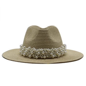 Chapeau de paille élégant pour plage avec décoration de perles multicouches