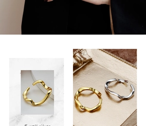 Dettaglio di anelli in argento sterling S925 oro e argento con design a onda liquida