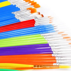 Colorful nylon hair paint brushes set with multiple head shapes for oil and acrylic painting