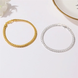 Herren Armbänder aus flachem Netzgeflecht in Gold und Silber mit Karabinerverschluss