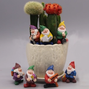 Colorful resin garden gnome set featuring 7 miniature figurines for moss micro landscapes