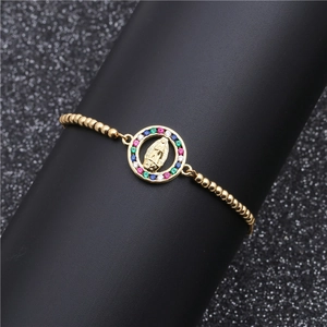 Religiöses Perlenarmband mit goldenem Jungfrau Maria Anhänger und bunten Zirkonia