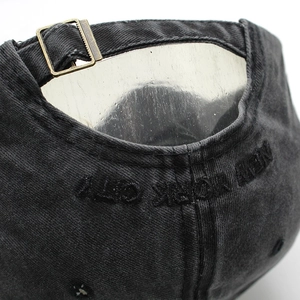 Vintage washed cotton baseball cap with New York embroidery and adjustable bronze buckle