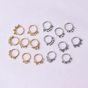 20G 8mm stainless steel hinged rings with clear rhinestones in gold and silver set