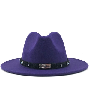 Chapeau fedora en laine violette avec boucle scorpion argentée et style ethnique