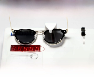 Testing UV400 protection and polarization of KD813 round metal sunglasses lens