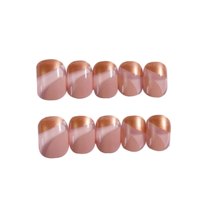 Französische nude-pinke und metallische roségoldene Press-on-Nägel in Mandelform