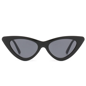 Klassische schwarze Cat-Eye-Sonnenbrille mit dunklen Gläsern für Damen und Herren
