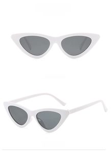 Front- und Seitenansicht der weißen Katzenaugen-Sonnenbrille mit dunkelgrauen Gläsern