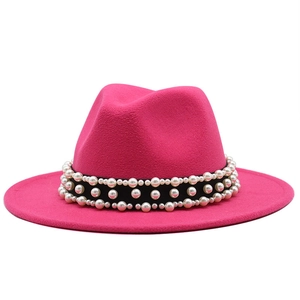 Chapeau fedora en laine rose avec ruban noir et perles élégantes pour femmes