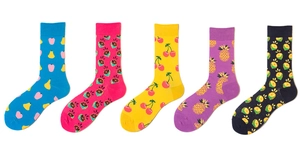 Detailed flat lay of five colorful cotton socks with vibrant mixed fruit patterns
