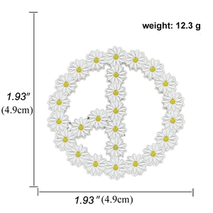 Detail of white daisy peace sign brooch with 1.93 inch size and 12.3g weight specs