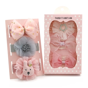 Baby headband gift set with 6 pieces of pink lace flowers and bows for birthdays