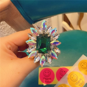 Green emerald cut crystal flower phone socket with colorful diamond rhinestones