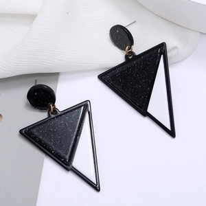 Fashion acrylic geometric triangle earrings in black and white glitter patchwork design