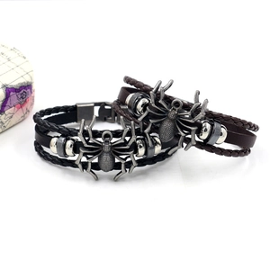 Men's retro braided leather bracelet with vintage alloy spider charm and metal beads