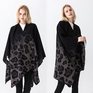 Leopard Print Shawl Poncho Women Fashion Knitted Wrap Cape Open Front Geometric Warm Fringes Polyester Viscose Blend