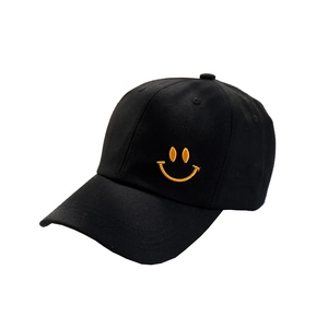 Klassische schwarze Baumwoll-Baseballkappe mit gelbem Smiley-Stickerei auf der Vorderseite