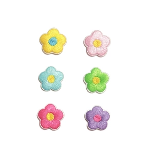 Set of 6 colorful embroidered flower patches for DIY doll clothes and scrapbooking