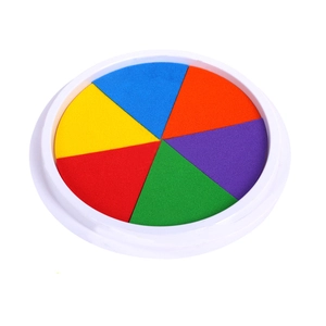 Close-up of a 6-color round sponge ink pad set for DIY painting and artistic crafts