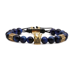Bracelet pour homme en œil de tigre et pierre mate avec perle couronne dorée