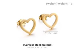 Detailed dimensions and weight of golden heart-shaped stainless steel stud earrings