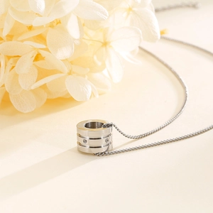 Silver waist cylinder pendant necklace in titanium steel with zircon for women
