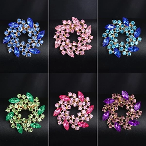 Set of six colorful rhinestone wreath brooches with gold alloy plating for scarves